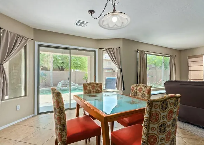 Villa Desert Oasis Amazing Pool Waterfall Firepit Office