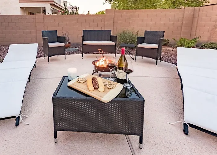 Villa Desert Oasis Amazing Pool Waterfall Firepit Office